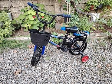 Velosiped 12 ölçüdür 3 yaşdan 5 yaşa kimi rahat istifade olunur çox az