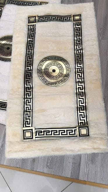 Yorğanlar, adyallar: Qızıl naxışlı yumşaq xalça - Dizayn: Ortasında dairəvi medalyon və — 4