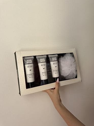 AU LAIT bədən qulluğu dəsti – The Scottish Fine Soaps Company Tərkib — 2