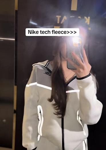 Kişi geyimləri: Nike Tech Fleece kapüşonlu jaket - Rəng: krem-ağ və boz panellərin — 2
