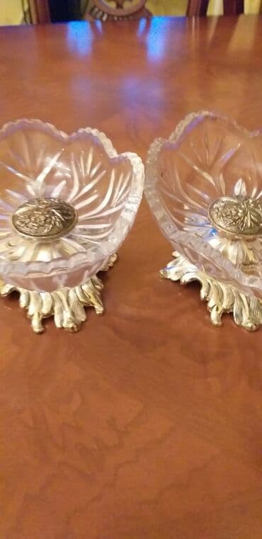 yuxuda qend qabi gormek: Tezedi iwlenmeyib. Iki ededdir. Alt hissesi gumuwudu. Kofet qabi Dest — 2