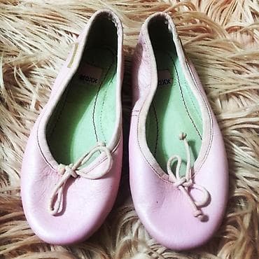 Праздничные костюмы: Razmer:28 Stelka:18,5sm Qiymet:20AzN Material:deri Brend:Mexx — 5