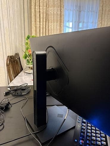 Mətbəx texnikası: HP OMEN 27q QHD 165Hz Gaming Monitor Displey : 27'' QHD (2560 x 1440) — 5