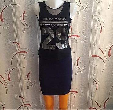 Platye. Üst hissesi setkalı. Çox rahat materialı var