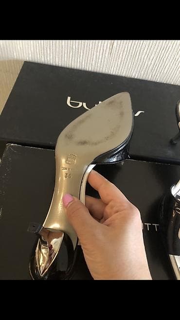 Tərliklər: Mario Cerutti qadın ayaqqabısı – açıq burunlu mules - Model: kəskin — 4