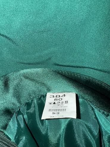 desd paltarlar: Zümrüd-yaşıl rəngdə zərif üçlük dəst razmer 50 - Parlaq atlas — 5