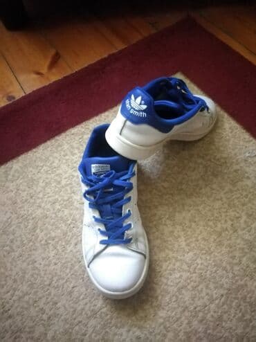 белые новые кеды: 37 razmer Adidas krasofka — 1