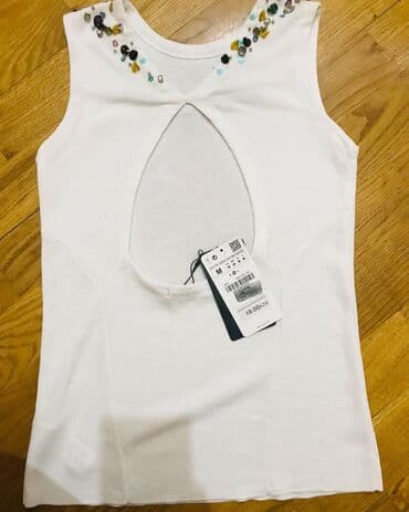 ağ qadın koftaları: Zara alınıb 49 azn,satılır 39 azn — 2