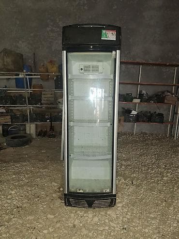 Soyuducu avadanlığı: Vitrin tipli soyuducu (şüşə qapılı) - Tək qapılı, şəffaf ön vitrin – — 1