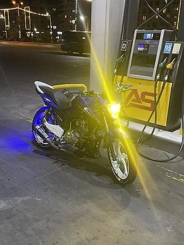 ij matasklet: Motosiklet – Naked tip, mavi/qara rəng sxemi, ağ disklər Texniki və — 5