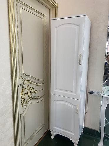 şüşəli dolab: 1 suseli 2 susesiz hundur salon bemeli. Ici polkali.Qapaglari ve — 5