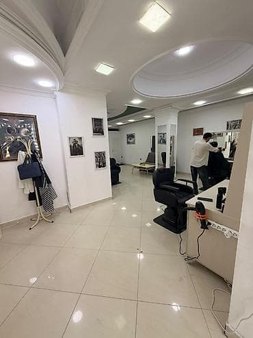 operator isi axtariram: Bərbər tələb olunur. Çox çujoylu salondur. Yol qırağı əlverişli — 4