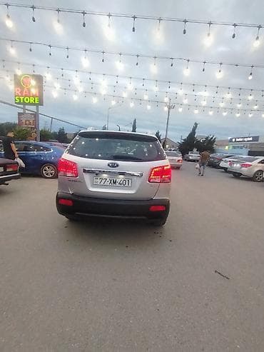 e 3 2: Kia Sorento: 2 l | 2009 il Ofrouder/SUV — 3