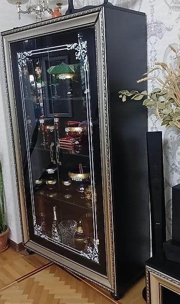 dola: 3200 AZN ə alınıb super birşeydir ağırdır materialı da əladır baxan — 2