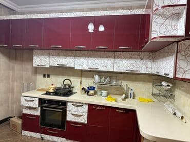 стулья барные: Qırmızı və ağ rənglərdə olan bu mətbəx mebeli dəsti, yuxarı və aşağı — 1