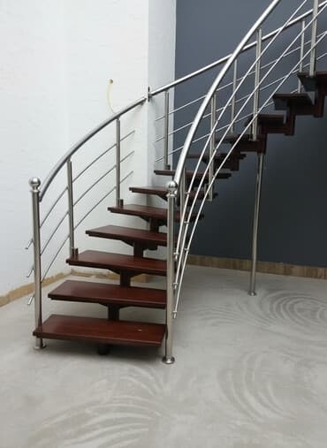 Alminum məhəccər.balkon üstü alminum məhəccər 38 azn den başlayan lalafo.az -da Alminum məhəccər.balkon üstü alminum məhəccər 38 azn den başlayan