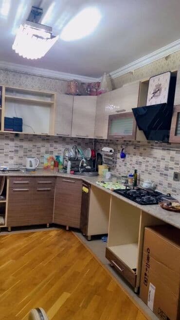 kiraye evler xacmaz: Yeni günəşli,daş karxanasının yanında,9 mərtəbənin,5-ci mərtəbəsində,2 — 6