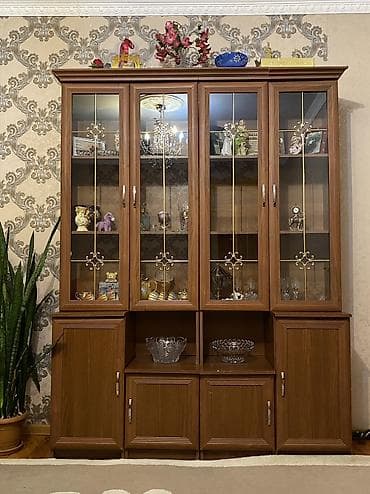 şfaner ucuz: Klassik üslubda vitrin/divanxana servantdolu şkaf - Material: taxta — 2