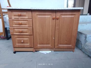 metbex mebeli ustu: Mətbəx üçün nəzərdə tutulmuş bu taxta dolab dəsti, yuxarı və aşağı — 3