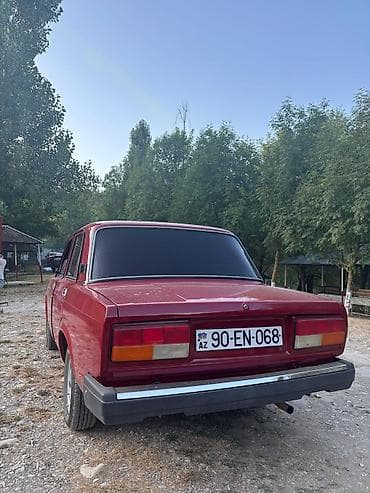 vaz 1111: VAZ 2107 sedan - Korpus: 4 qapılı, klassik “qırmızı/bordo” rəng, xrom — 3