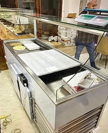 Soyuduculu vitrin-bufet stendi - Restoran, kafe, fast-food və