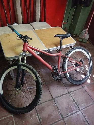 Dağ velosipedi – 26” təkər, disk əyləc, amortizatorlu ön çəngəl -
