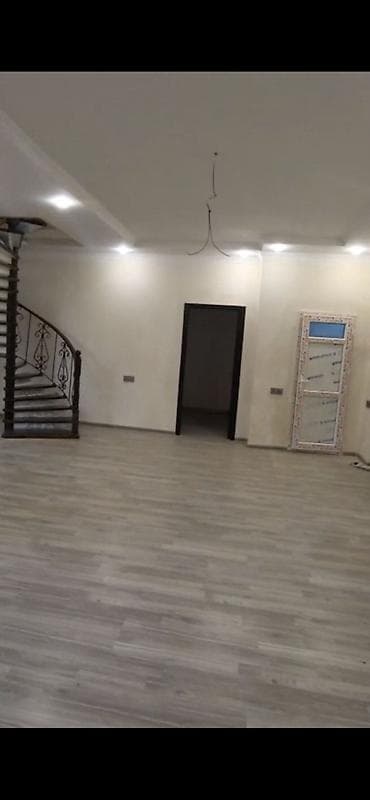 kafe stolari: 5 otaqlı, 140 kv. m — 4