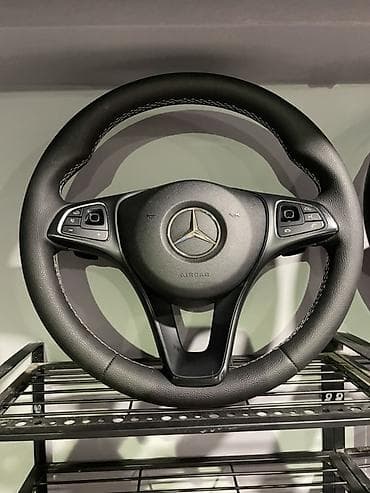 Multirul, Mercedes-Benz, üçşüalı dizayn, inteqrə olunmuş airbag modulu ilə, 2015 il, İşlənmiş