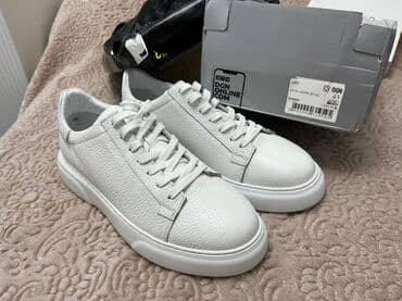 Trendyoldan baha alınıb reng və ölçü yalnış gəldiyinə görə satıram