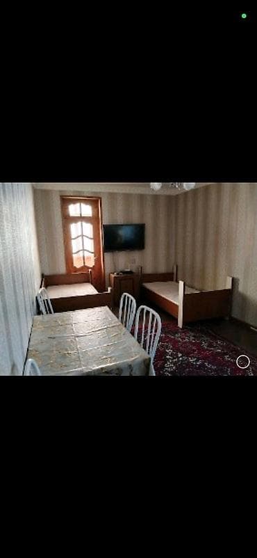 Kirayə üçün mənzildə otaq - Tam mebelli: 2 tək nəfərlik çarpayı