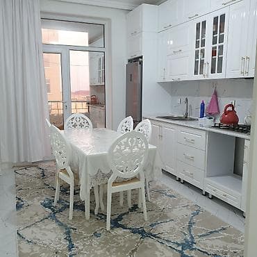 masa və oturacaq: Mənzil Ariz şadlıq sarayının yanındakı yeni tikilmiş binada binanın 3 — 7