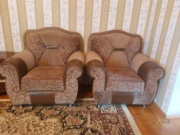 divan 2 əl: Divan, İşlənmiş, Açılan, Çatdırılma yoxdur — 2