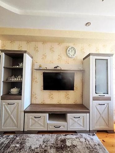 banka alan: Salam mebel çox az işlənib, cızıq, sınıq və ləkə yoxdur.Material — 1