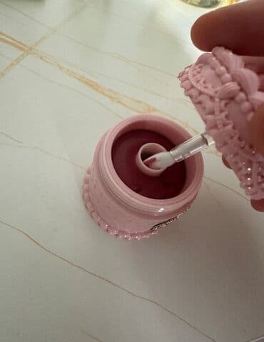 qaş boyası: Dodaq boyası, Yeni — 2