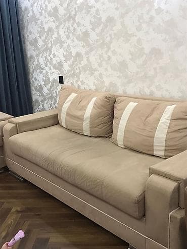 yer divanlari: Divan, Divan — 3