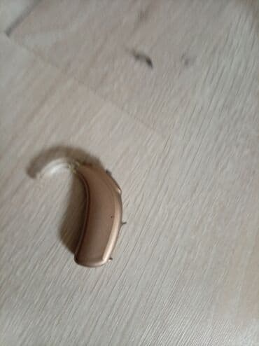 Tibbi avadanlıq: Qulaqcıq aparatı (BTE – qulaqarxası model) - Rəng: bej/qızılı ton — 1