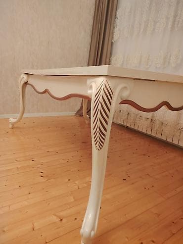 reseption masa: Ağ rəngli yemək/oturma otağı masası - Dizayn: Minimalist, düzbucaqlı — 3