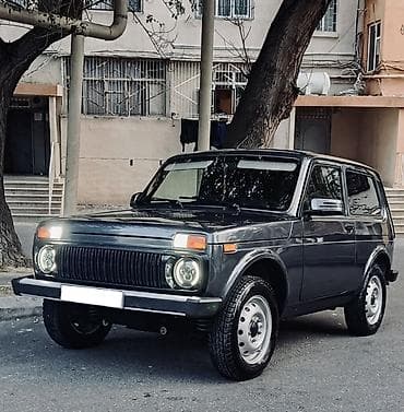 VAZ (LADA) 4x4 Niva: 1.7 l | 2021 il 85000 km Ofrouder/SUV