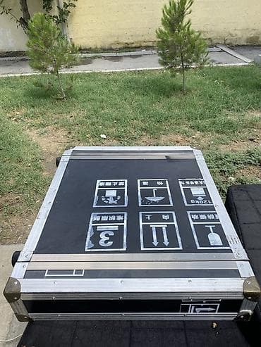səs platası: Dynacord SL 1800 güc gücləndiricisi - Tip: İki kanallı professional — 4