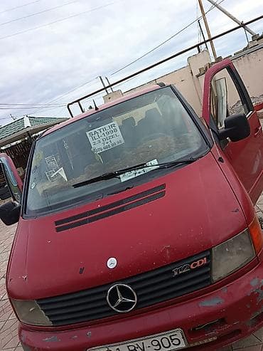 mercedes bolt: Mercedes-Benz Vito: 2.3 l | 1998 il Mikroavtobus — 2