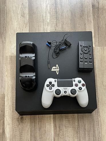 xbox one oyunlar: İdeal və problemsiz vəziyyətdə olan Playstation 4 Pro,konsolda heç bir — 3