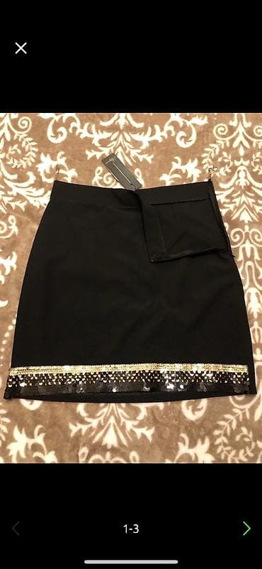 Donlar: Qara yubka. 51 azn alınıb. Tezedi heç geyinilmeyib. Razmeri 40 — 1