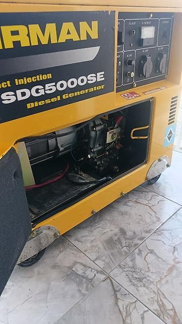 generator mini: "Silent" (səssiz) texnologiyalı Firman SDG5000SE model dizel — 2
