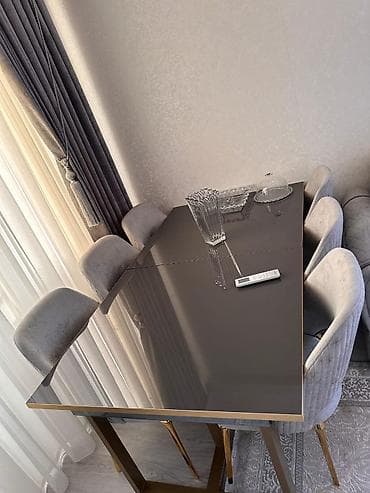 2ci el mebeler: Yeni, Jurnal masası, Masa və oturacaqlar, Divan, Kredit yoxdur — 3