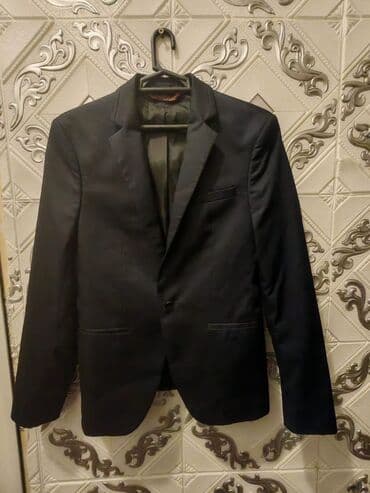 göy rəngli kişi cemperləri: Kişi kostyumu ● 46 razmer ● Tund goy reng ● 28 may metro çixisina — 1