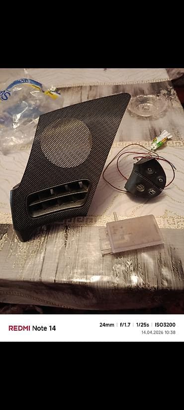 Məhsul: Avtomobilin ön qapısının üçbucaq forqmalı akustik paneli lalafo.az -da Məhsul: Avtomobilin ön qapısının üçbucaq forqmalı akustik paneli