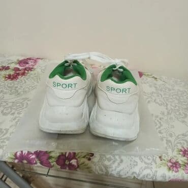 Toy paltarları və aksesuarları: Ölçü: 36, rəng - Ağ, İşlənmiş — 2