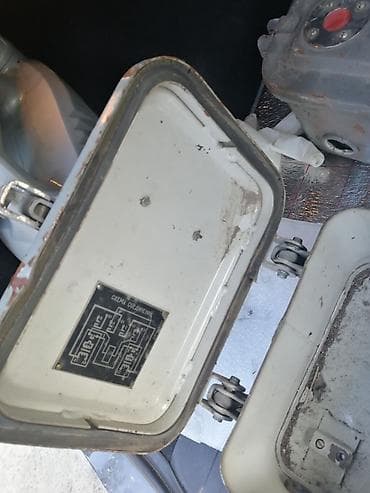 puşka: Sənaye tipli metal idarəetmə qutusu - Korpus: qalın metal, möhkəm — 9