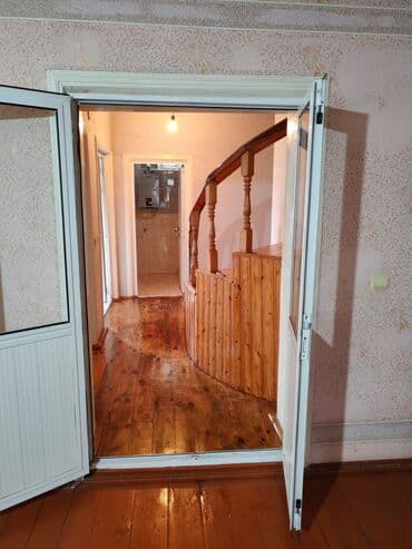 binə savxozda kirayə ev: 200 м², 4 комнаты — 12