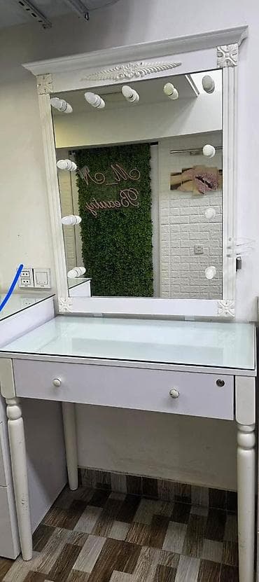 salon üçün mebel: ✅Tecili salondan 8 eded makiyaj masası satılır biri 110 azn. Ehmedli — 1